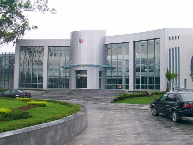 ���ű�������԰(2002)