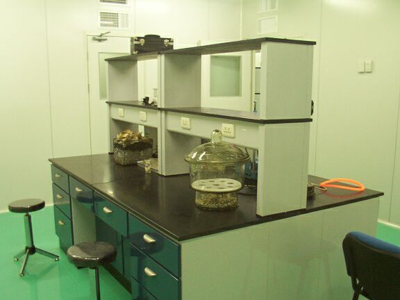 �й�����ҽѧ��ѧԺ����ʵ���Ҹ�ѹͨ��յ�����ϵͳ(2000��)